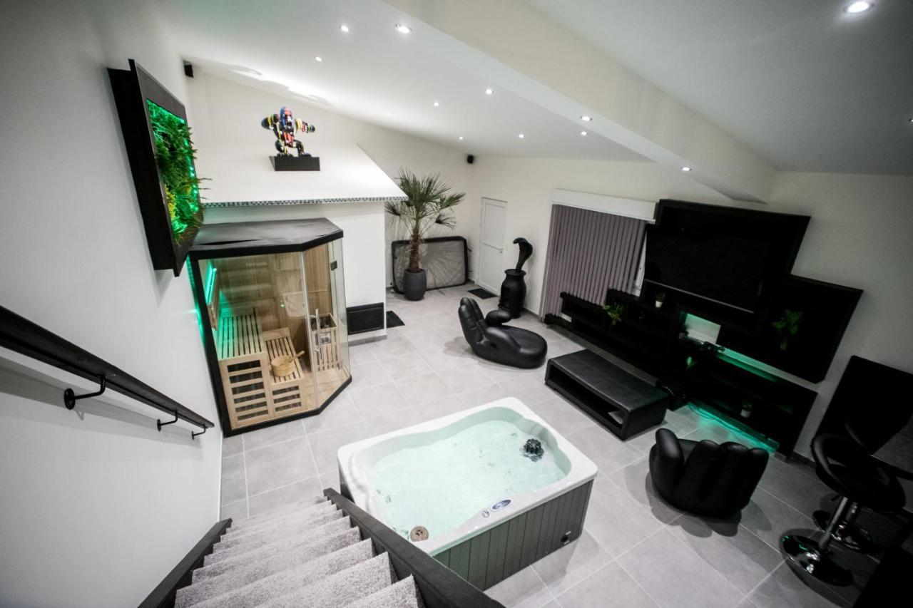 Mezza 47 Spa Precy-sur-Oise Exterior photo