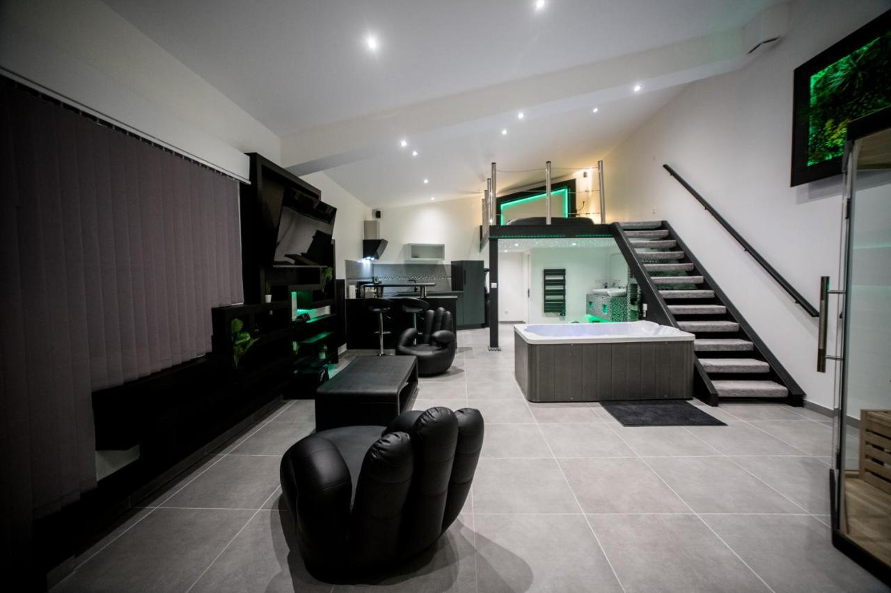 Mezza 47 Spa Precy-sur-Oise Exterior photo