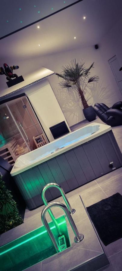 Mezza 47 Spa Precy-sur-Oise Exterior photo