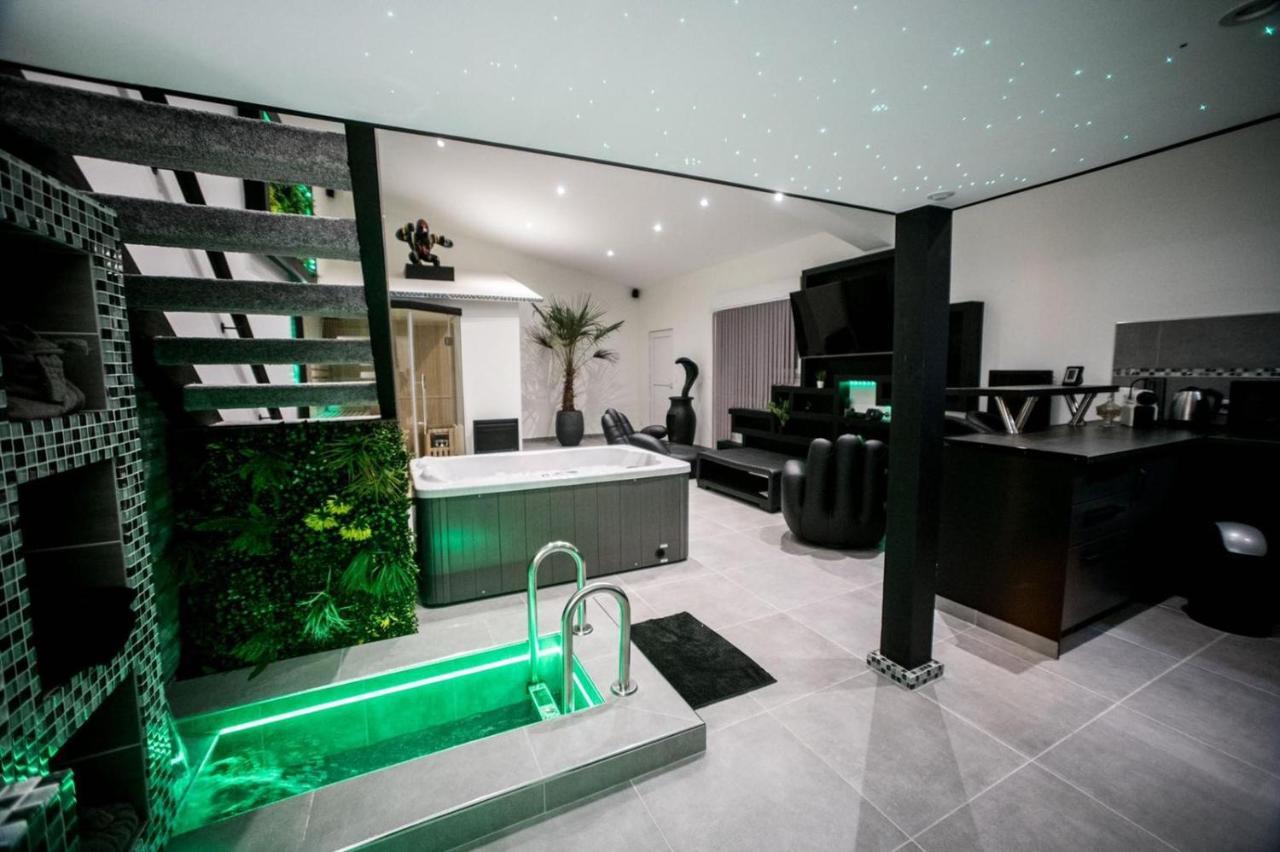 Mezza 47 Spa Precy-sur-Oise Exterior photo